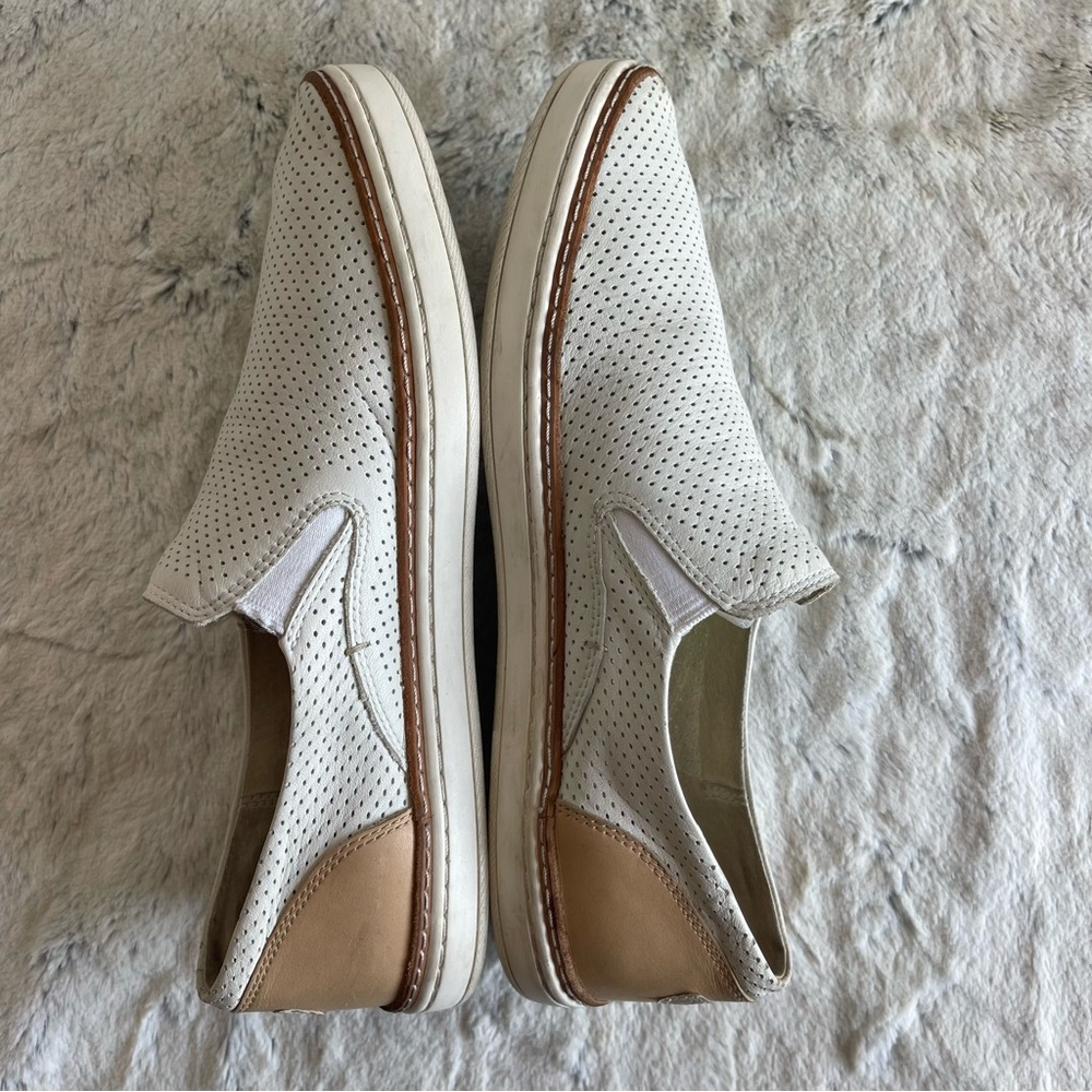 Ugg Adley Perf Stardust Slip-On Women Size 9 - Picture 6 of 12